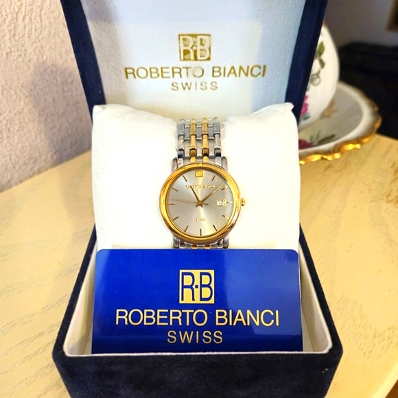 Roberto Bianci Swiss Water Resistant Silver & Gold Link 35mm Watch In Box NWT - Picture 9 of 10